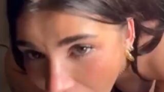 Arikytsya blowjobs on her knees